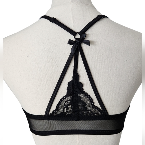 NWOT Oh La La Cheri 3 Peice Bra Panty and Blindfold - Picture 3 of 10